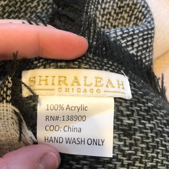 Pink plaid blanket scarf / shawl / wrap - Picture 3 of 6